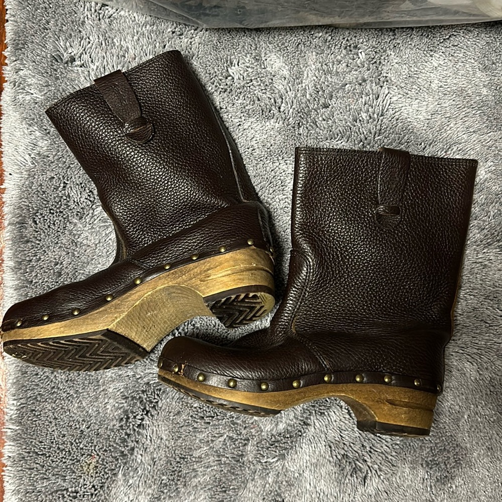 boots from Free People hardly worn mid calf leather pull on boots size 37